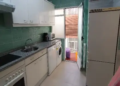 Habitación en piso compartido de 6 habitaciones en alquiler en Salamanca, solo estudiantes en Salamanca