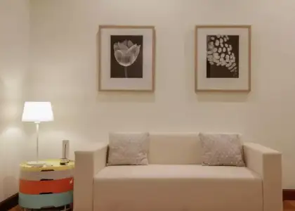 Se alquila habitación en apartamento de 4 dormitorios en Abando e Indautxu en Bilbao