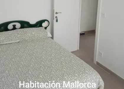 Se alquila habitación en piso compartido de 4 habitaciones en Delicias-Canterac. en Valladolid